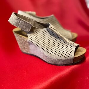 Women's Tan  Wedge Mesh Sandals 7.5
